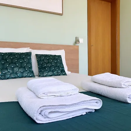 Charming Flat In Chiado-Lisbon-3